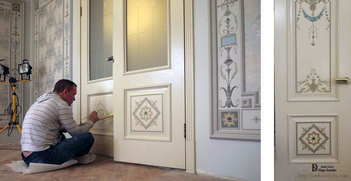 Расписные двери в интерьере