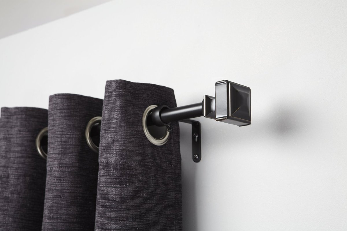 Карниз черный лофт