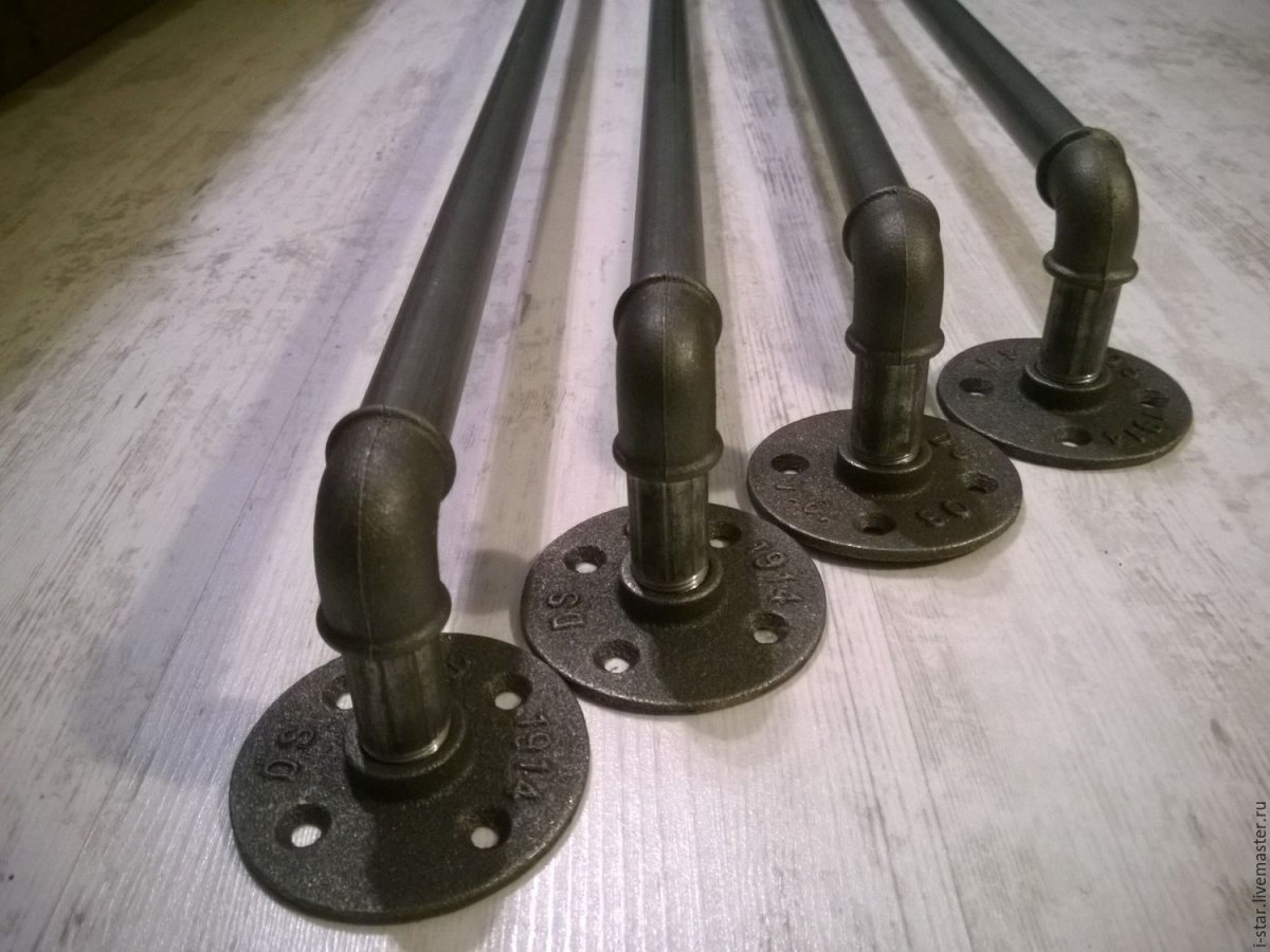 Карниз лофт из трубы