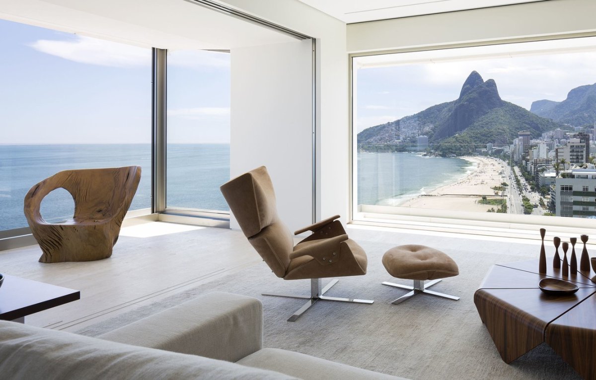 Лоджия с видом на море