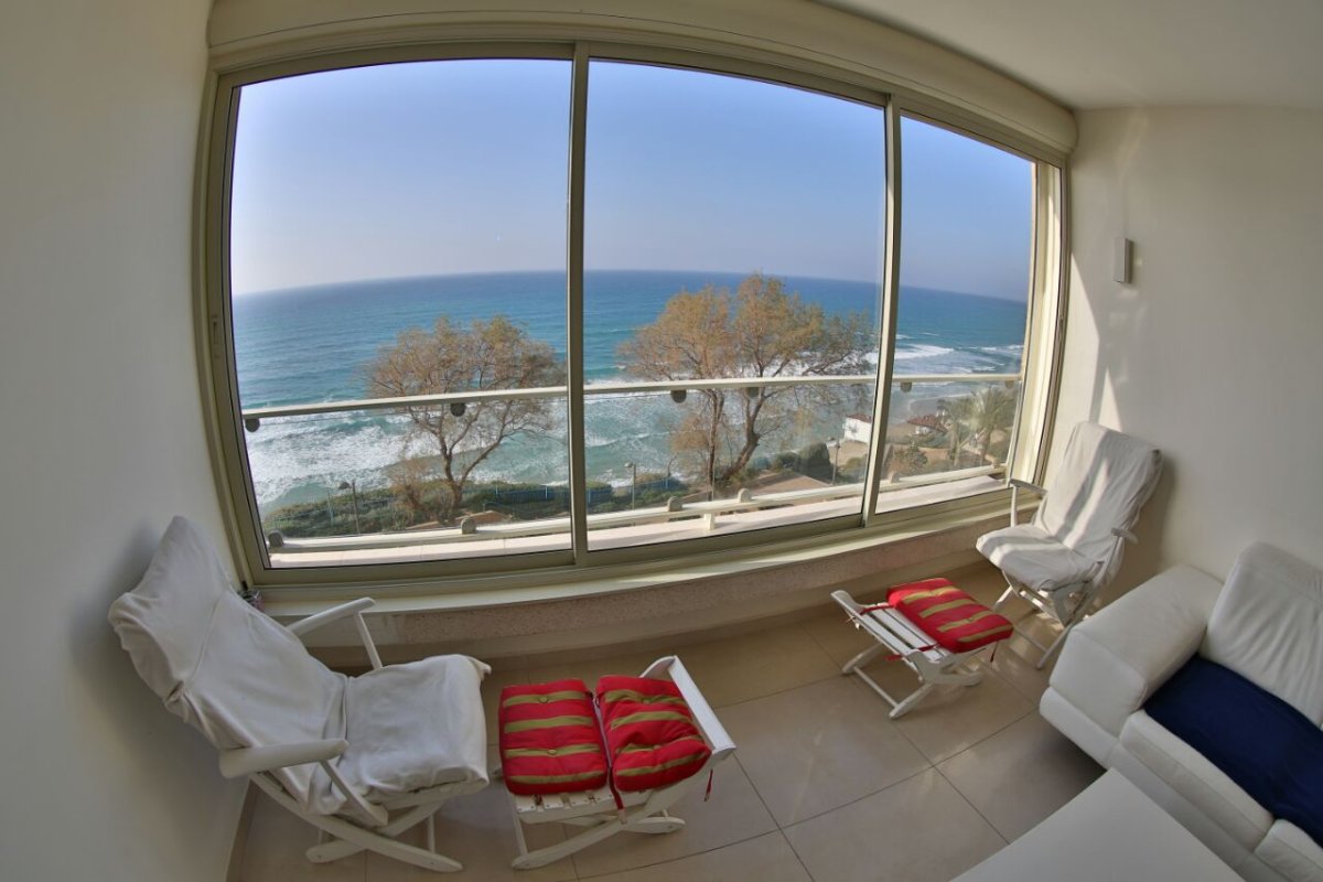 Дом у моря Нетания Израиль