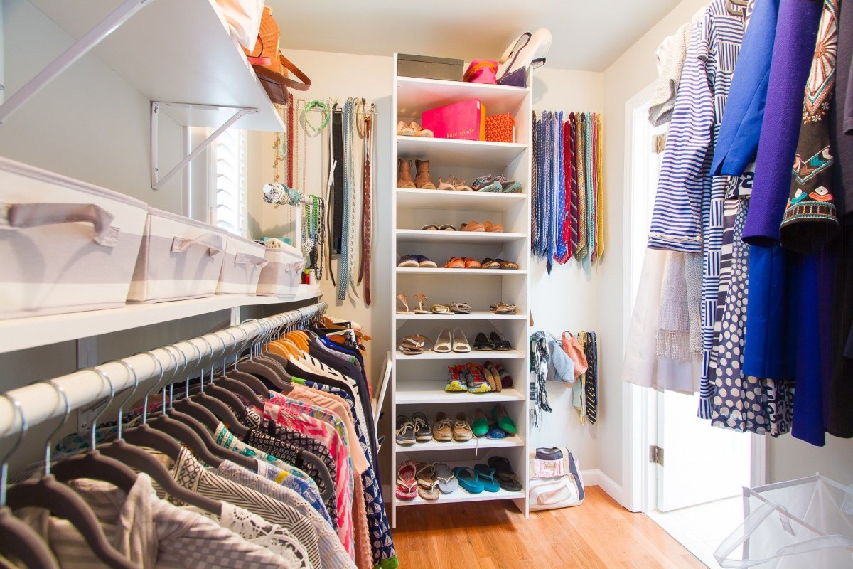 Раскладка вещей в шкафу