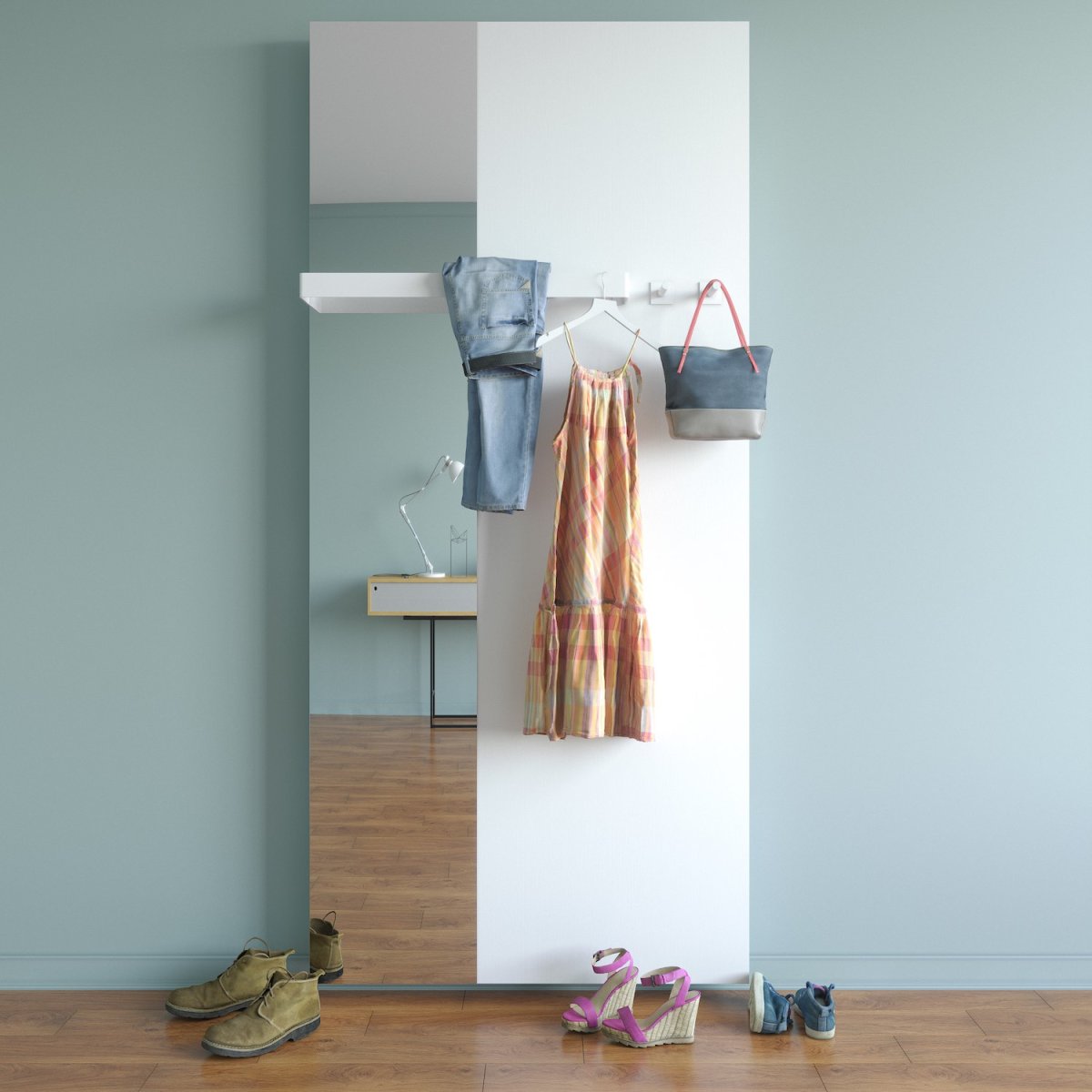 Рейки в прихожей