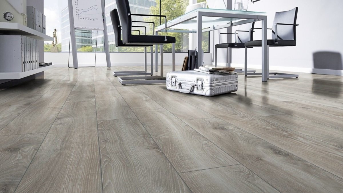 Ламинат Egger epl065 дуб Лэнгли светлый