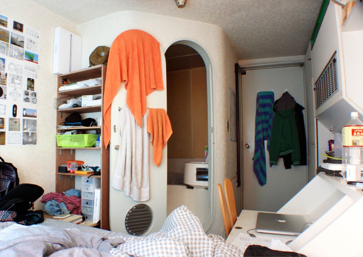 Башня Накагин внутри