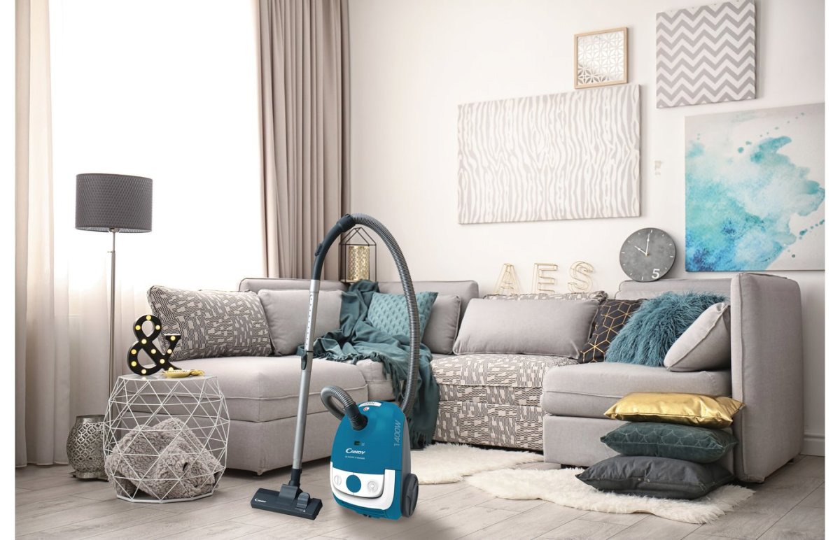 Диван 1920 на 1080