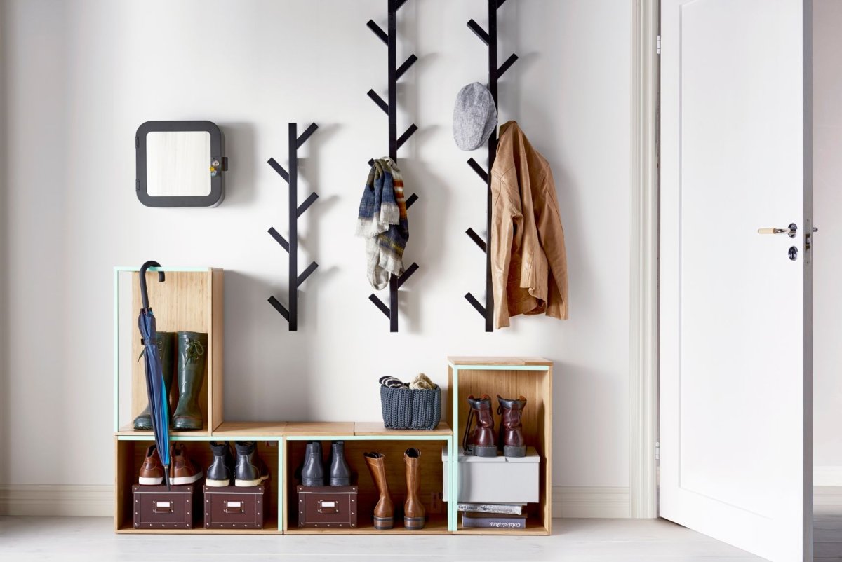 Вешалка с полкой в прихожую