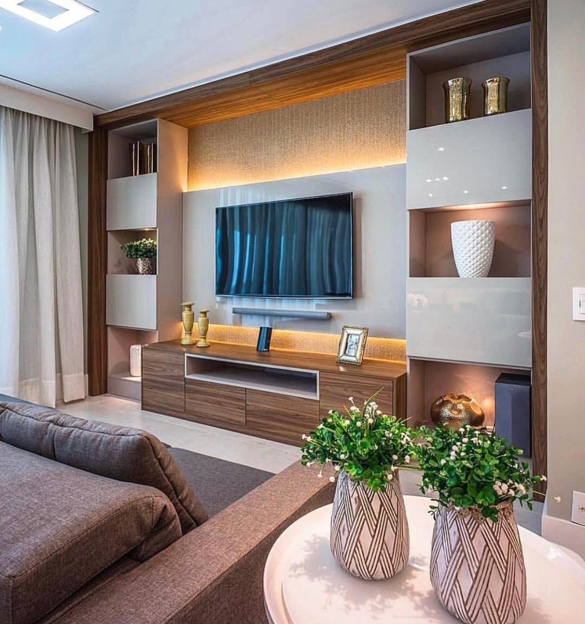 Гостиная в однокомнатной квартире