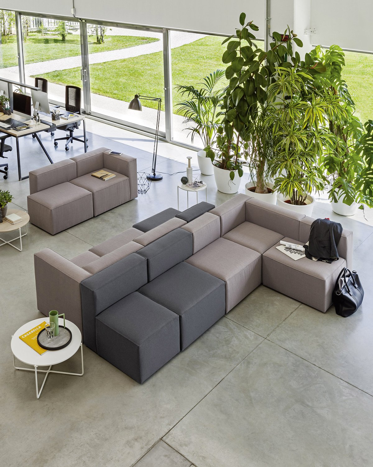 Диван для офиса