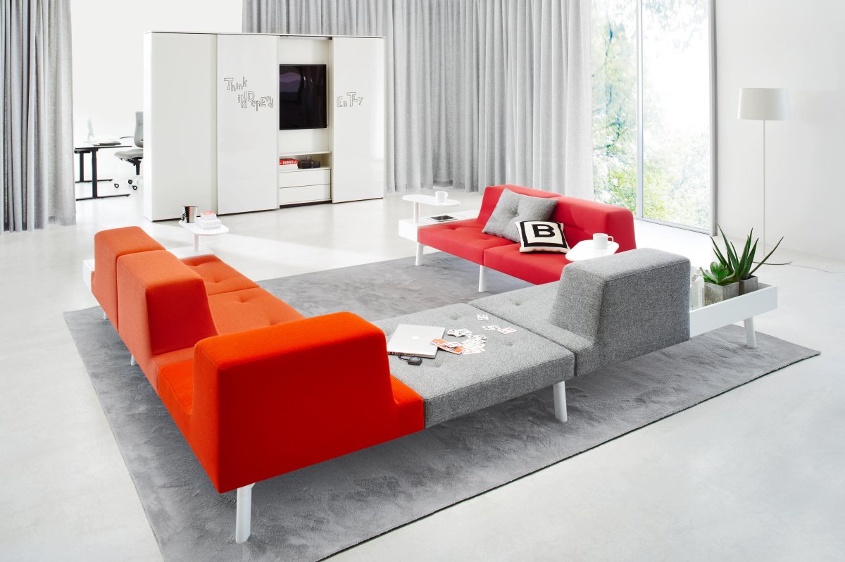 Диван в пространстве