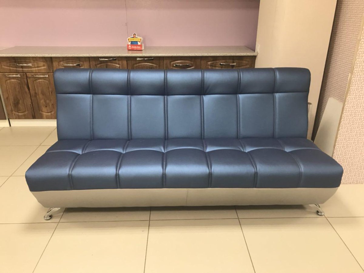 Офисный диван 1560х720х730