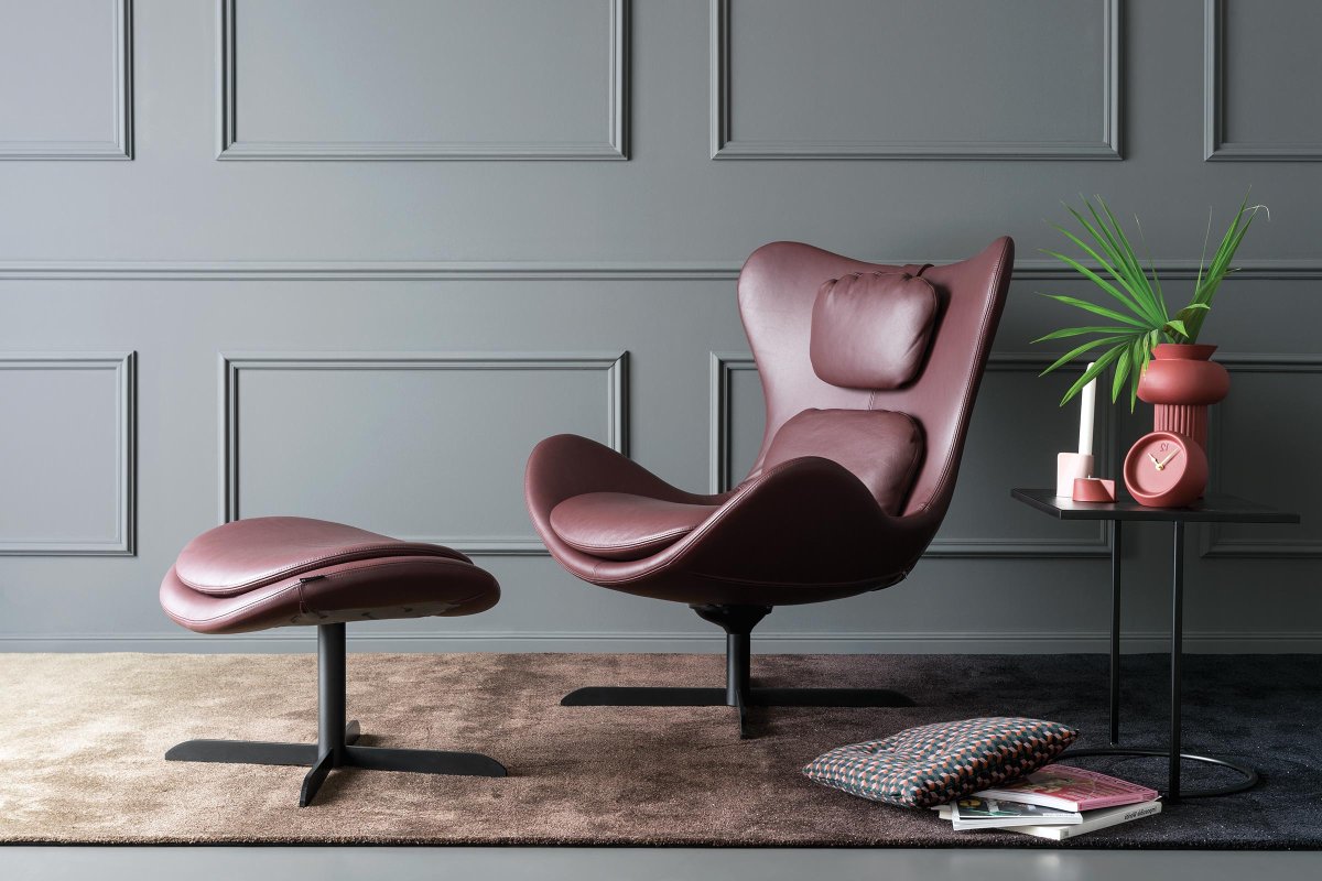 Pelican Chair by Finn Juhl