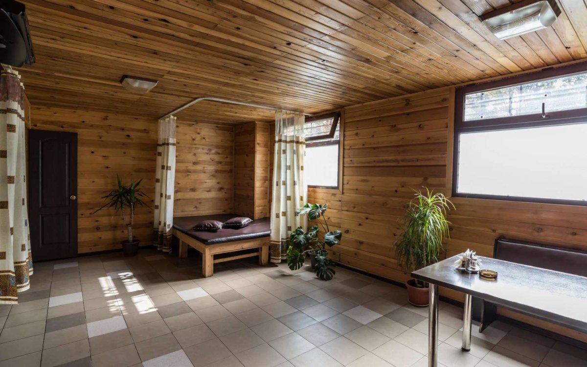 Баня с комнатой для проживания