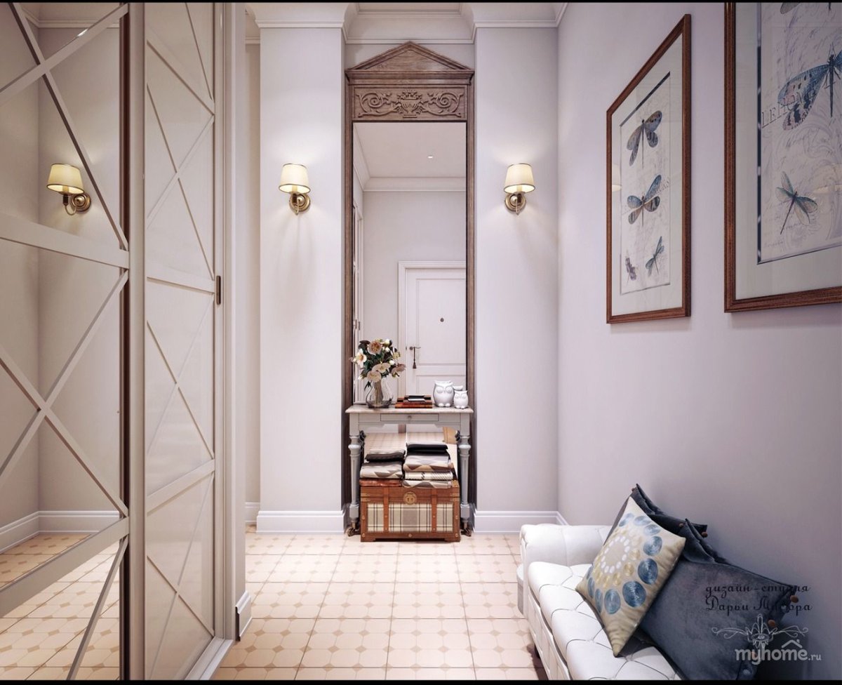 Зеркало в узком коридоре