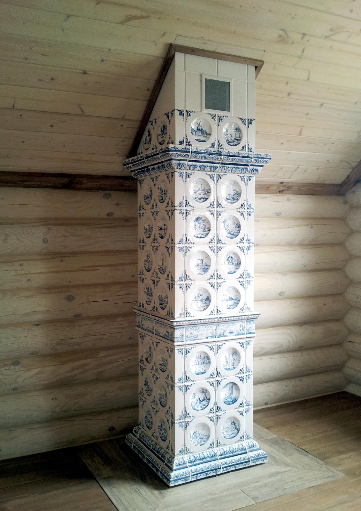 Камин на мансарде