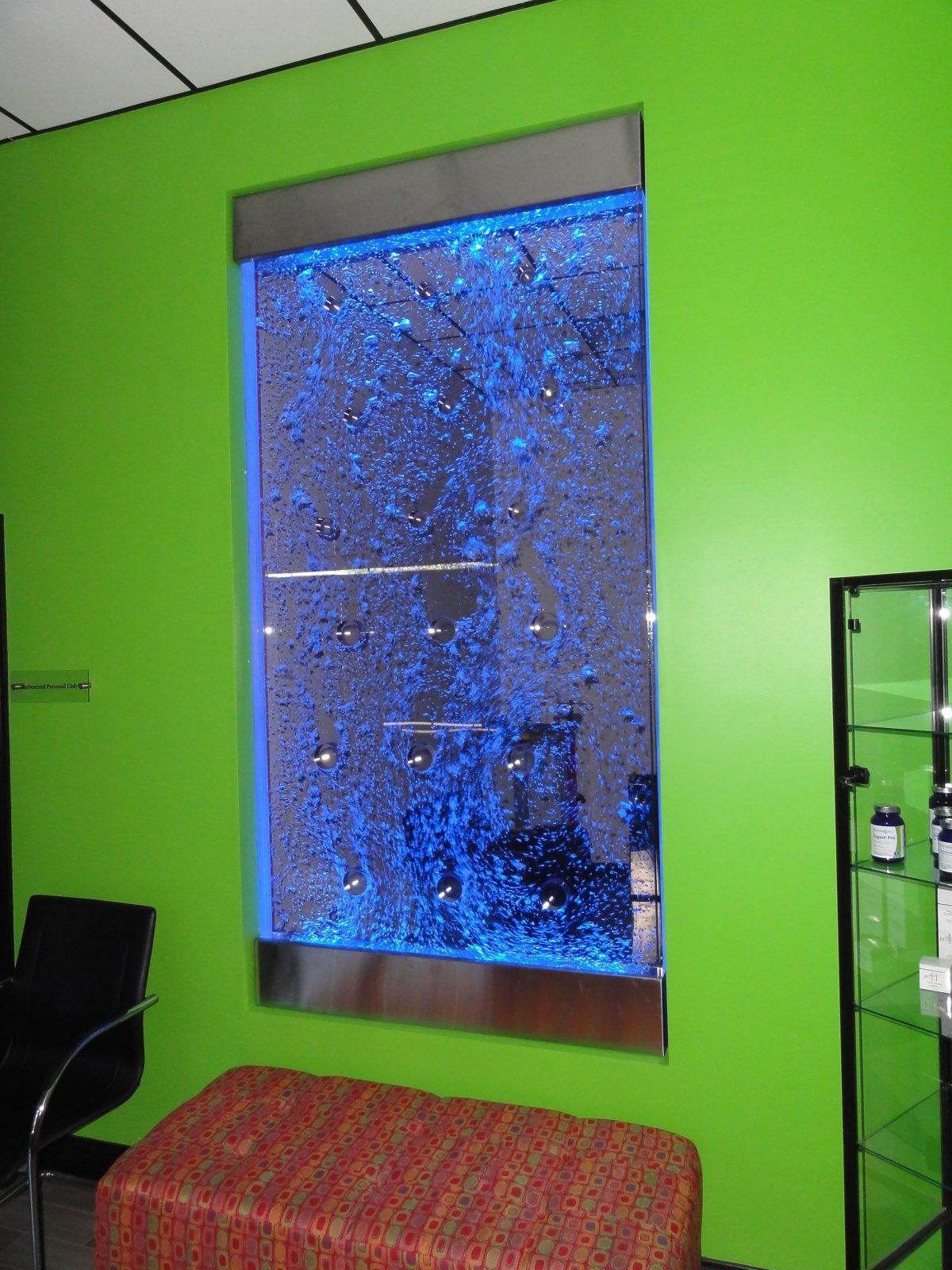 Пузырьковая стена в интерьере