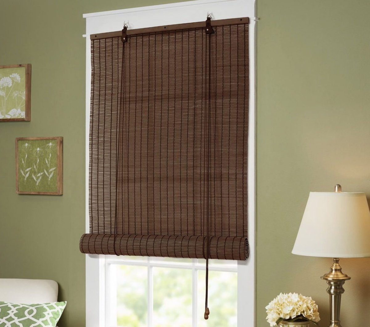 Бамбуковые рулонные шторы в интерьере