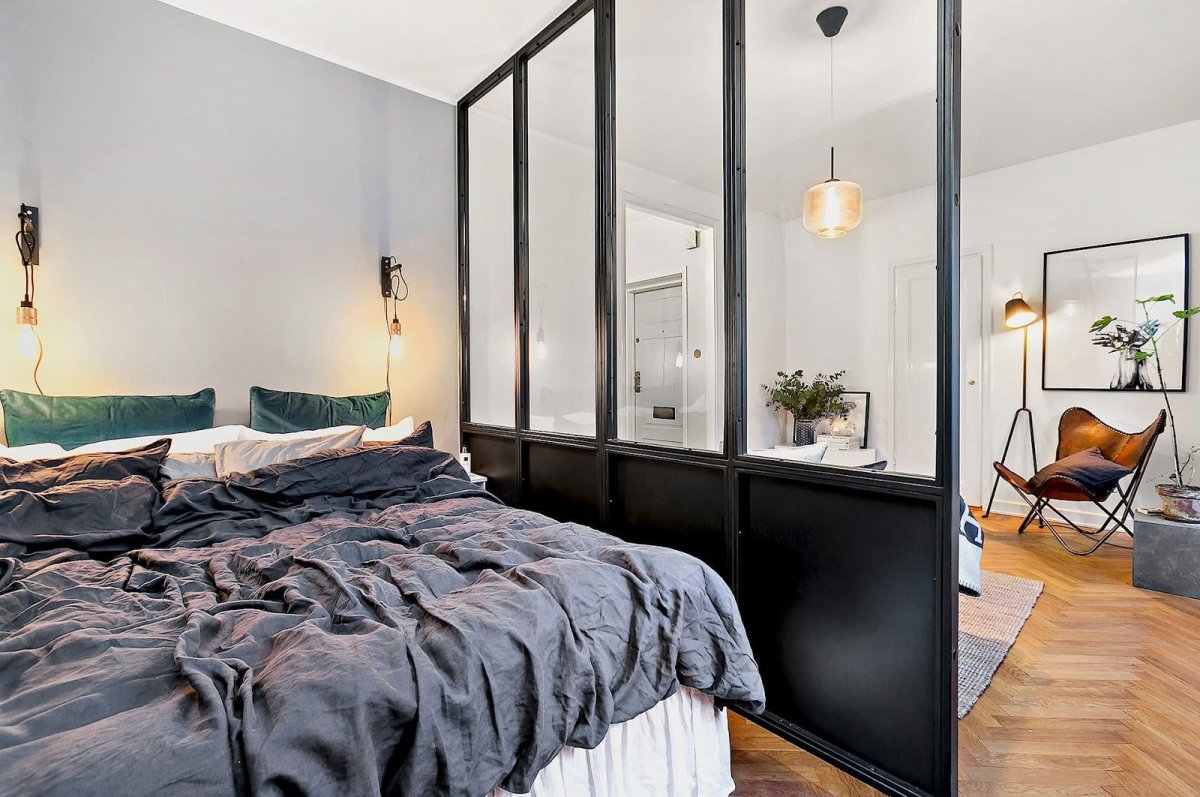 Стеклянные перегородки в доме