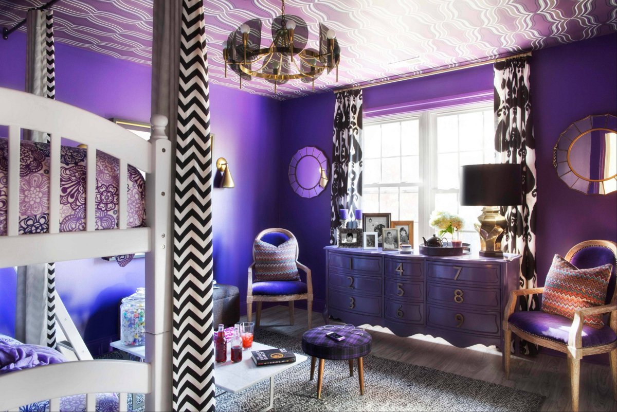 Комната в фиолетовом стиле