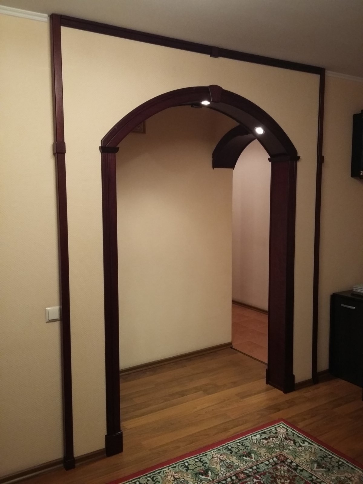 Две арки рядом в интерьере