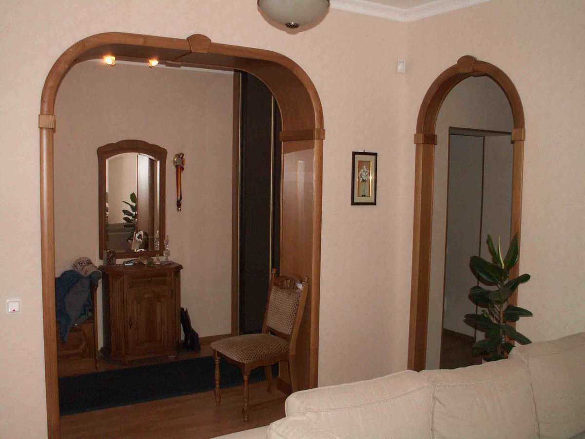 Дверь в арочный проем