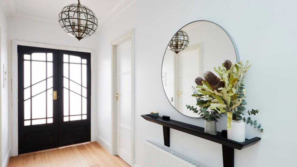 Зеркало окно в интерьере