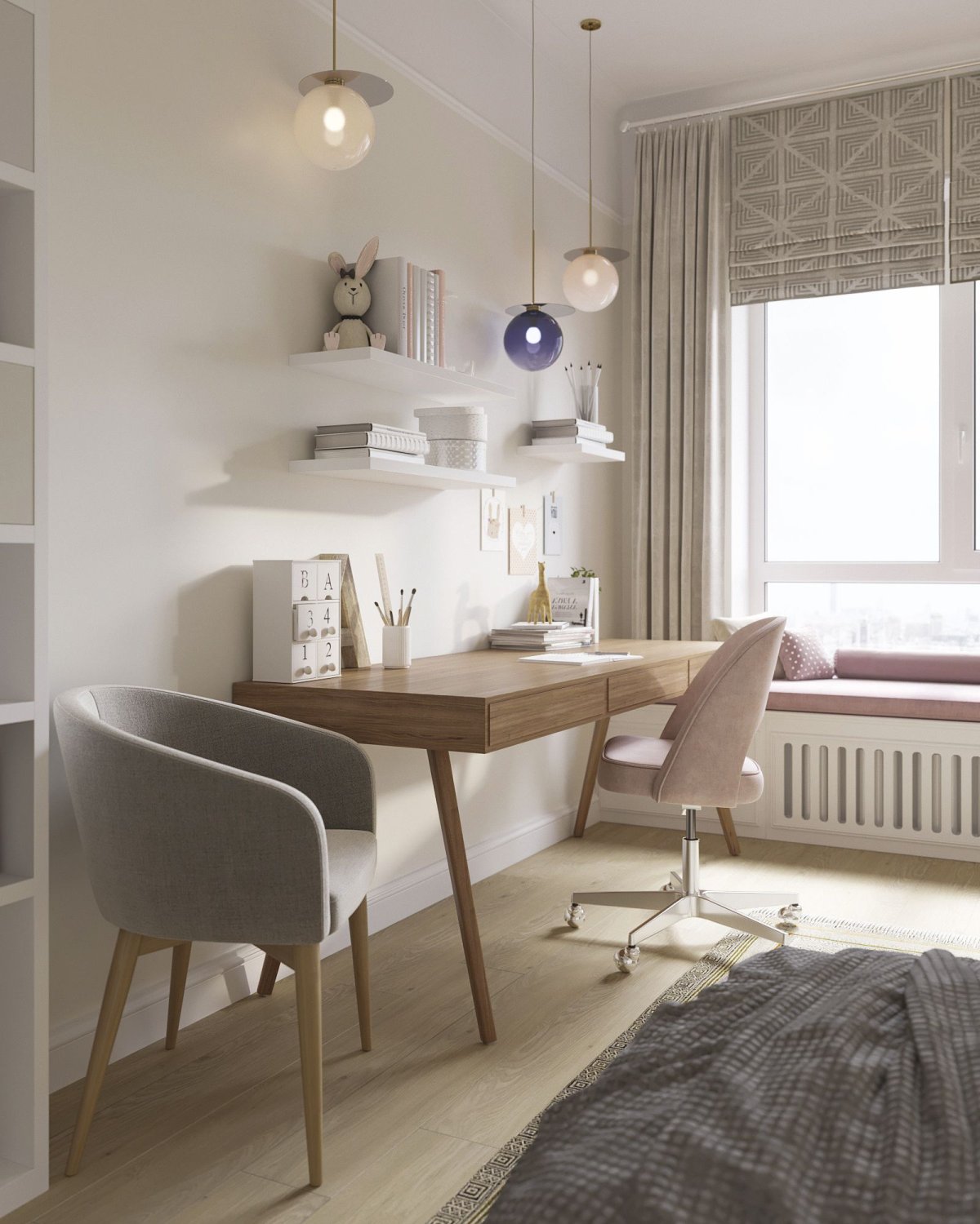 Письменный стол вдоль окна