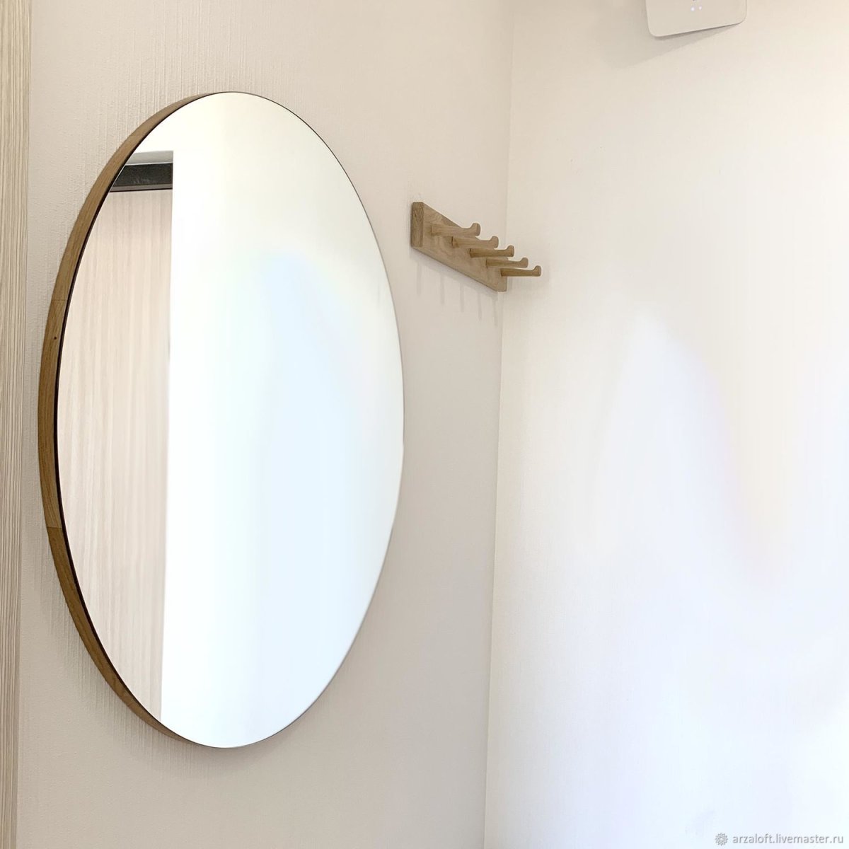 Зеркало в прихожую