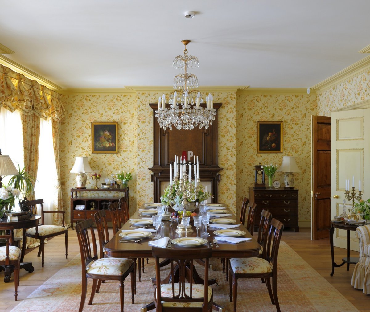 Интерьер гостиной столовой в стиле Прованс