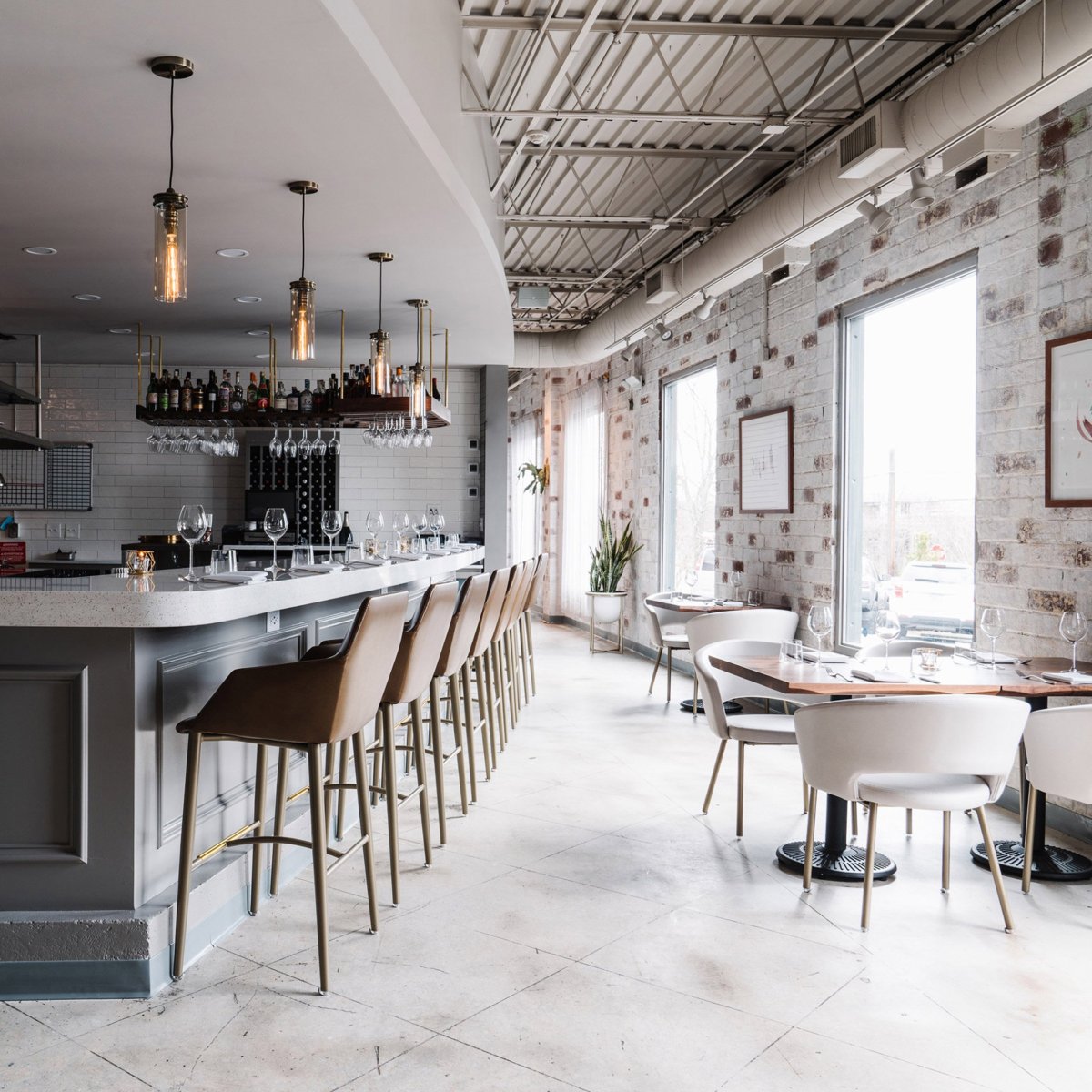 Интерьер ресторана в стиле лофт