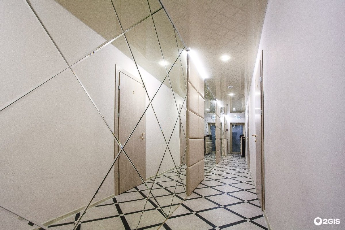 Зеркало в прихожую