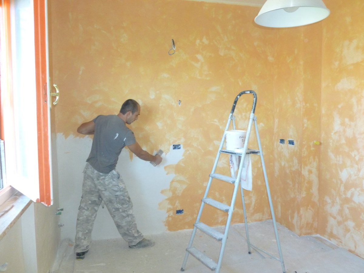 Декоративная отделка потолка