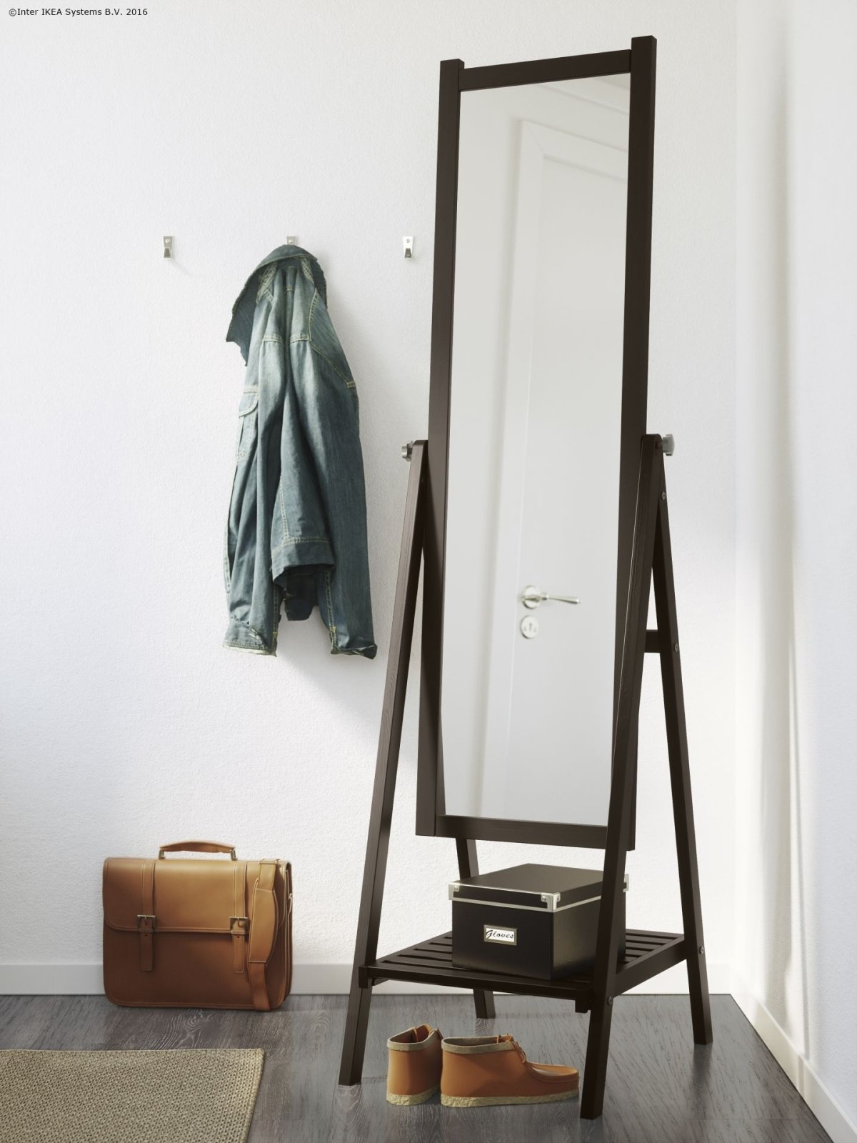 Напольное зеркало икеа в спальне