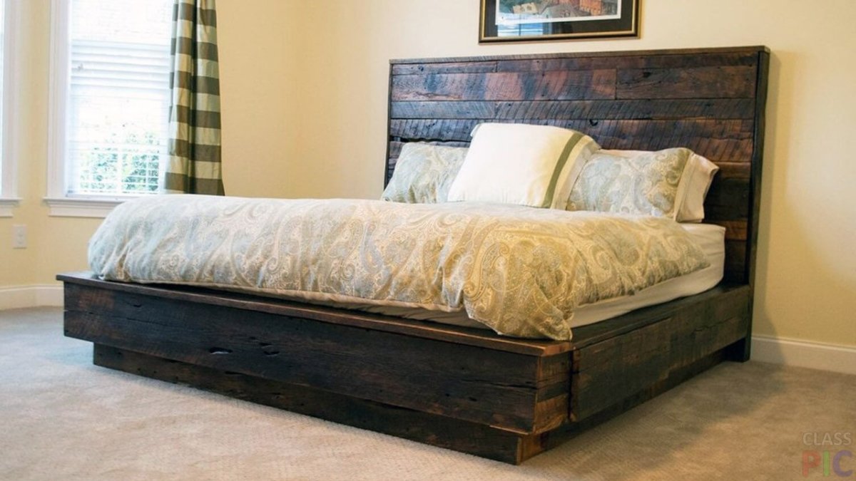 Кровать массив дерева