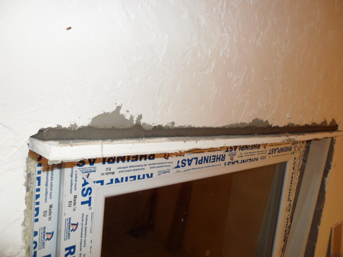 Оштукатуривание откосов окна