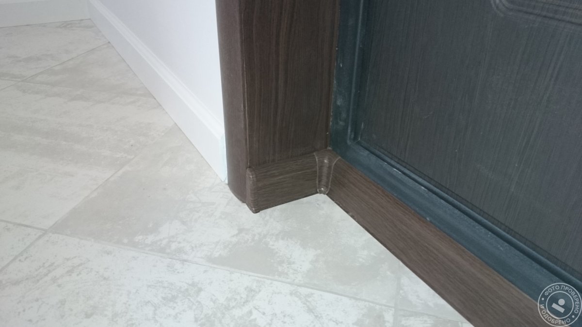 Чем обделать порог у входной двери