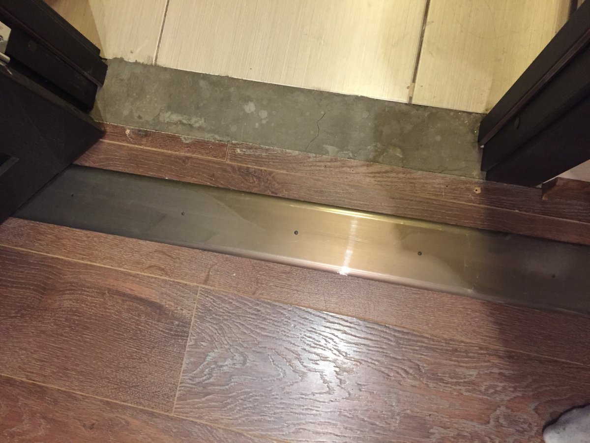 Порог для входной двери