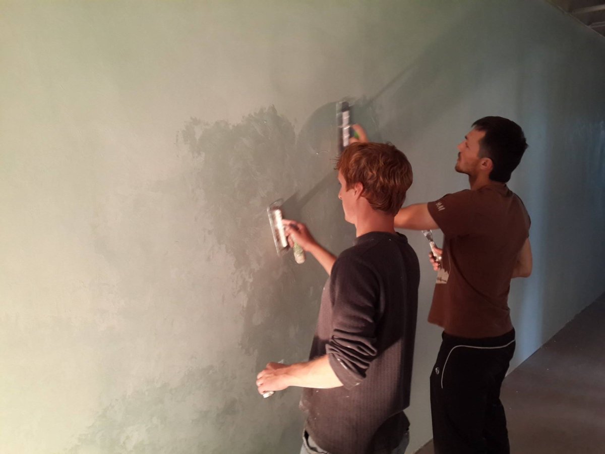 Первый слой шпаклевки