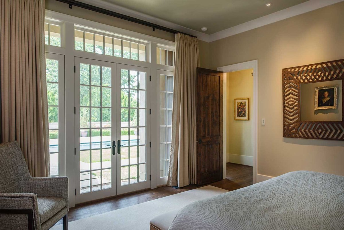 Межкомнатные двери в интерьере квартиры