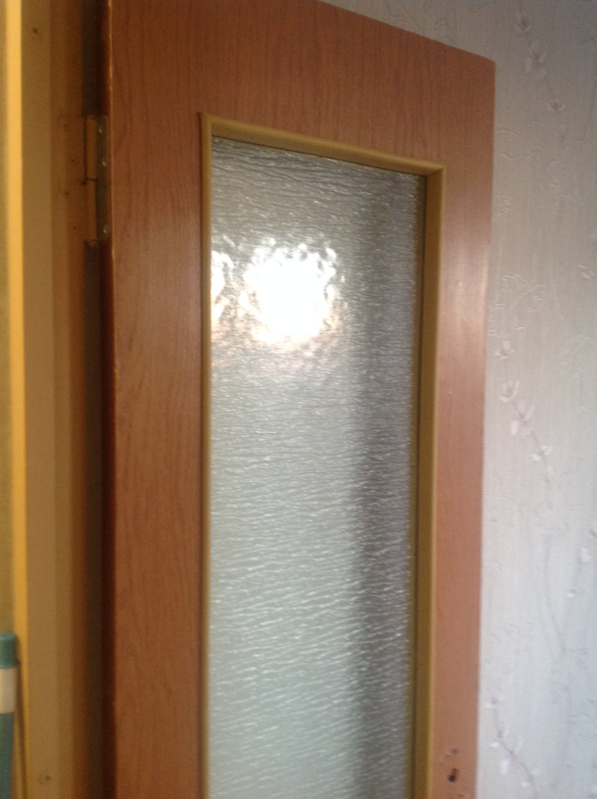 Стеклянные двери