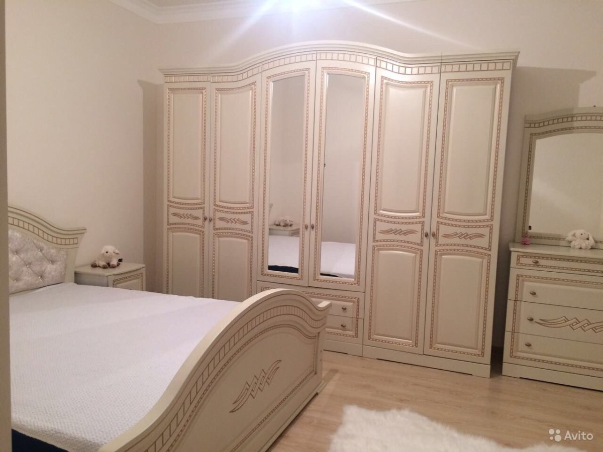 Шестидверные спальня Афродита