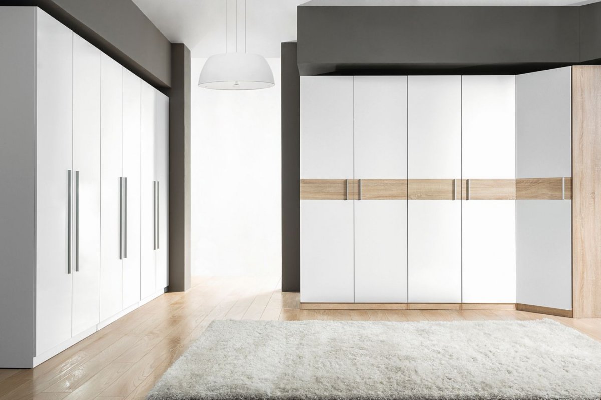 БРВ между дверями