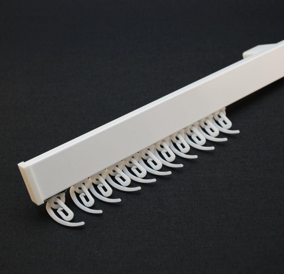 Алюминиевый карниз Симпл