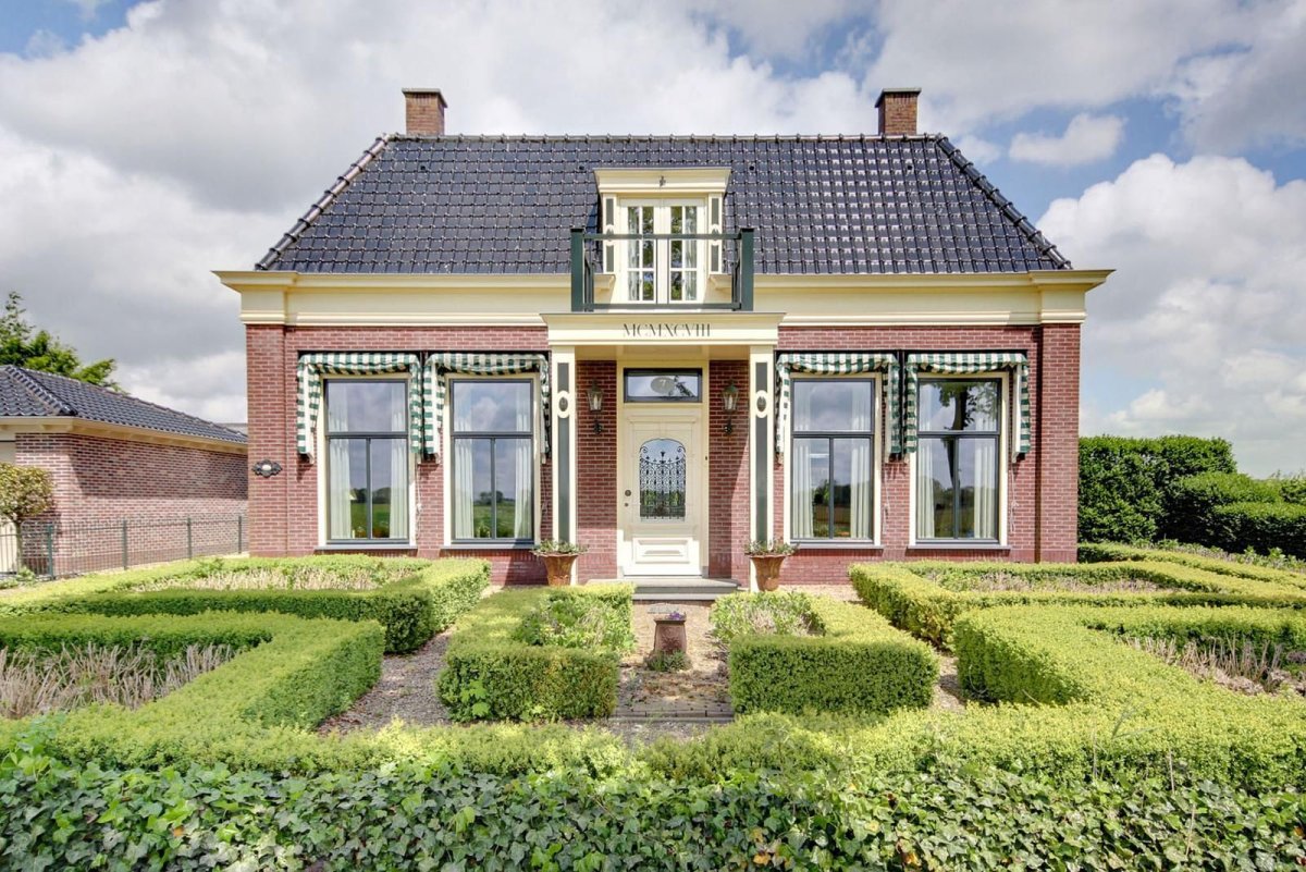 Коттедж в голландском стиле