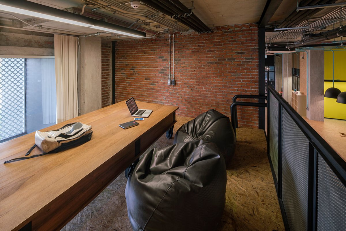 Коворкинг центр в стиле лофт