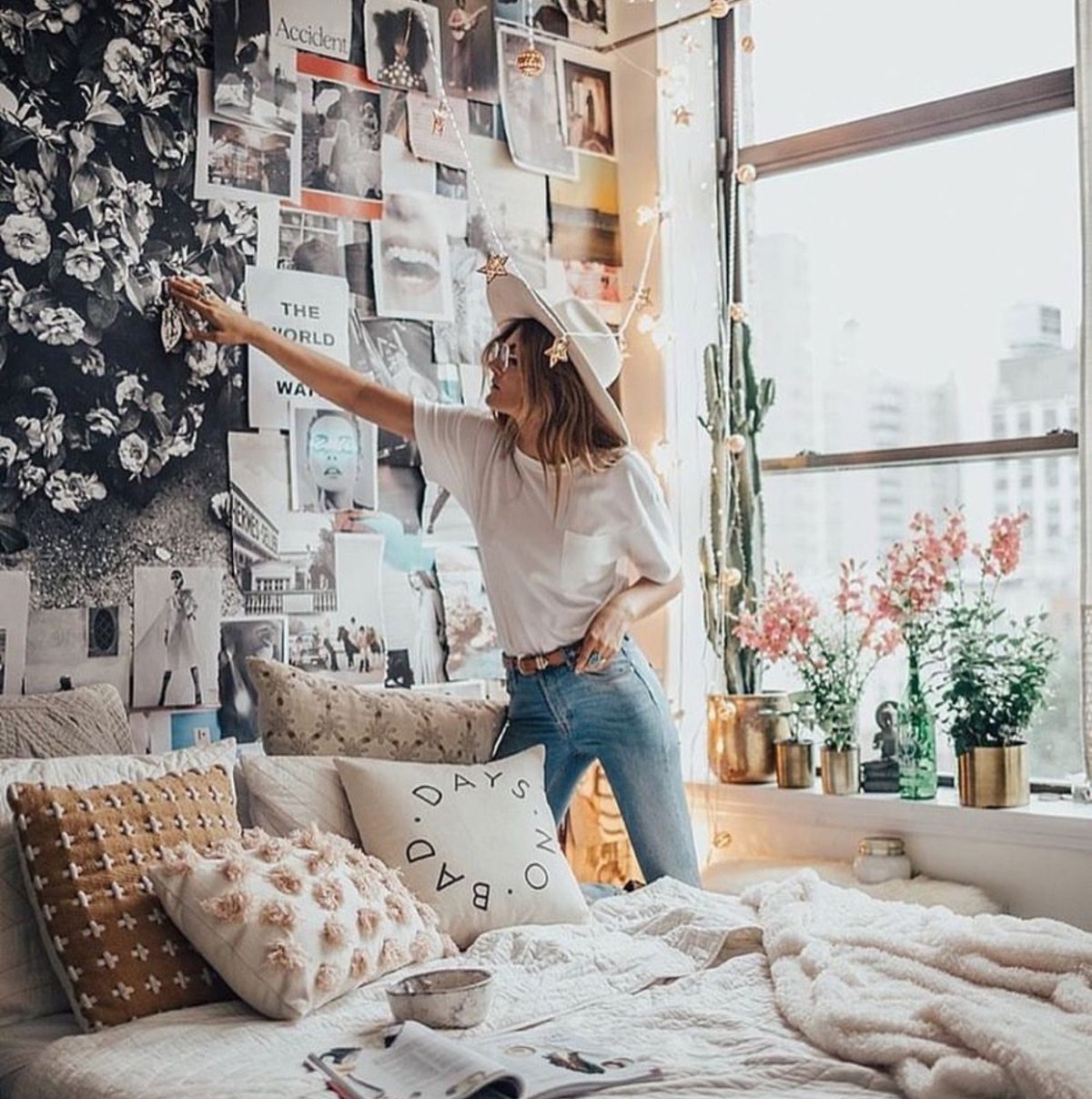 Стол в комнату для подростка