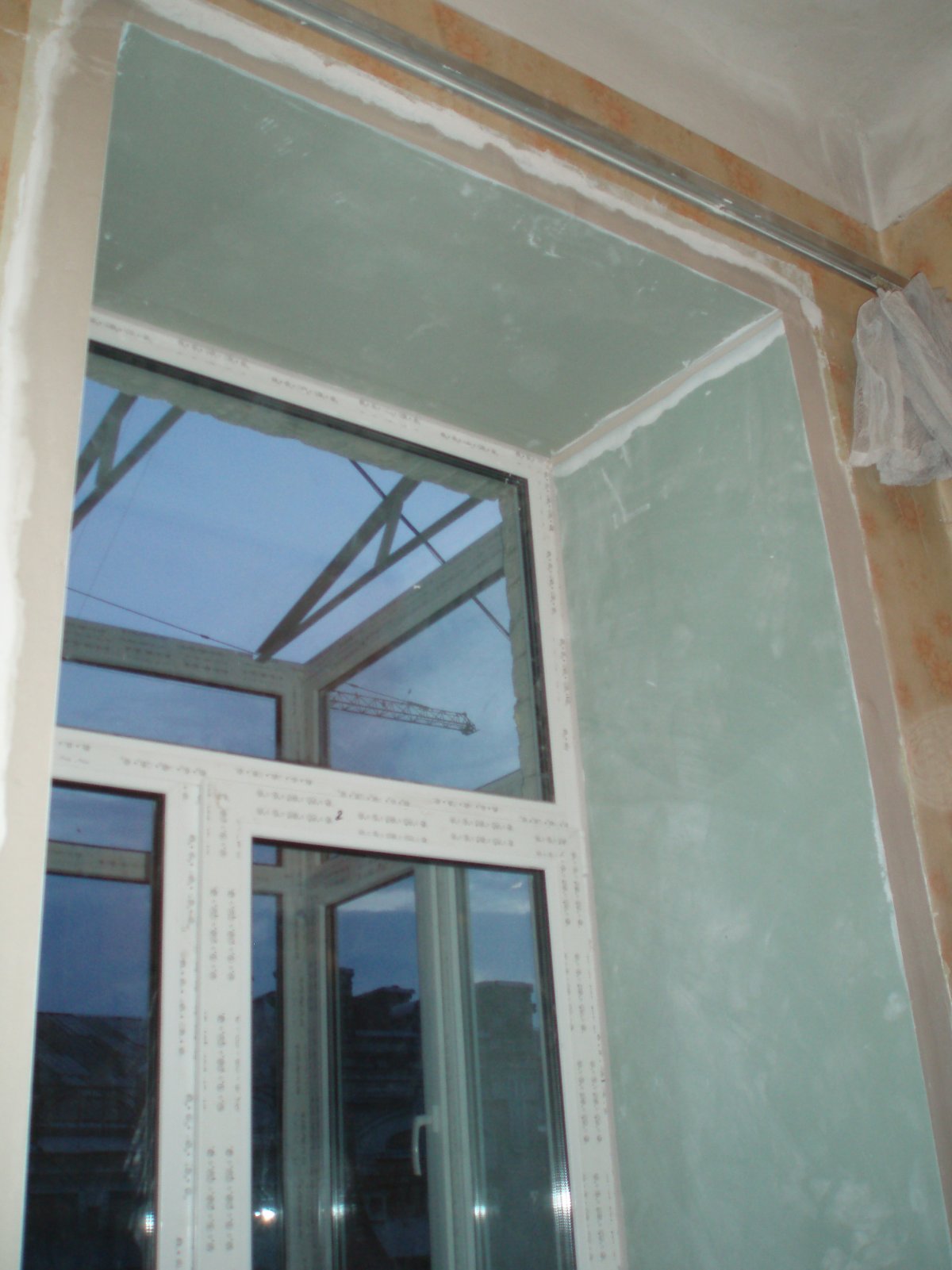 Оконные откосы из ламината