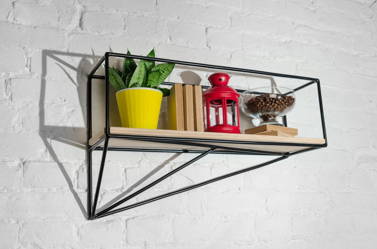 Настенные полки для цветов