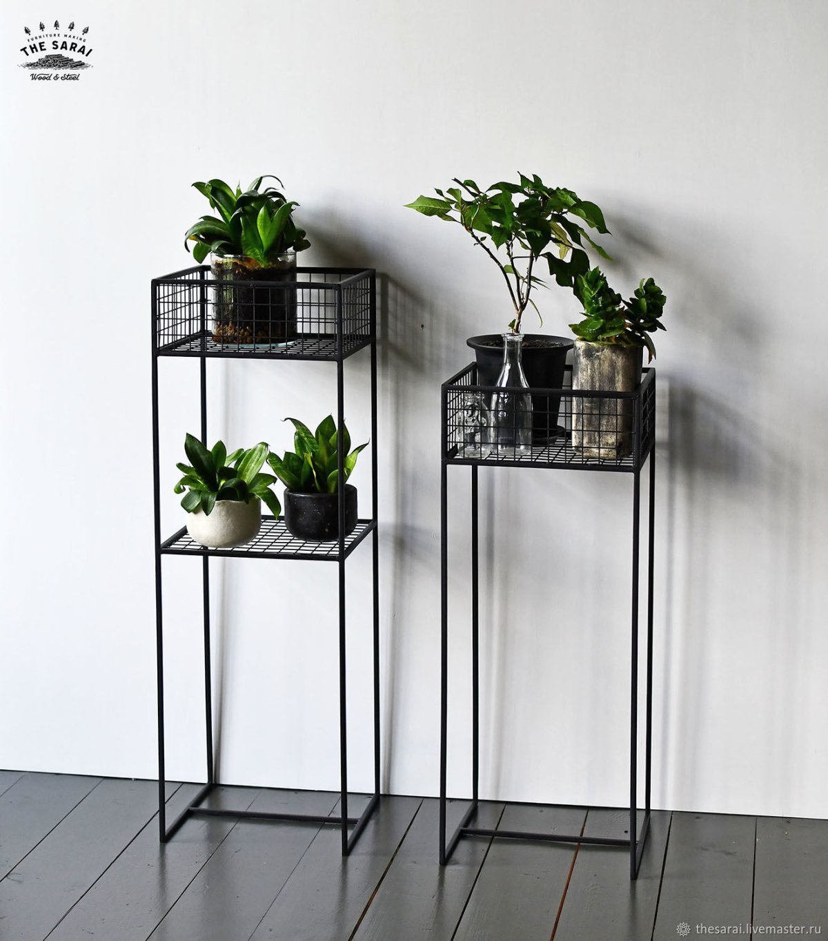 Напольные подставки для комнатных цветов