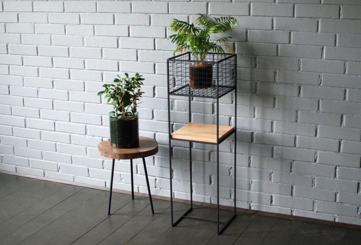 Открытые стеллажи в интерьере